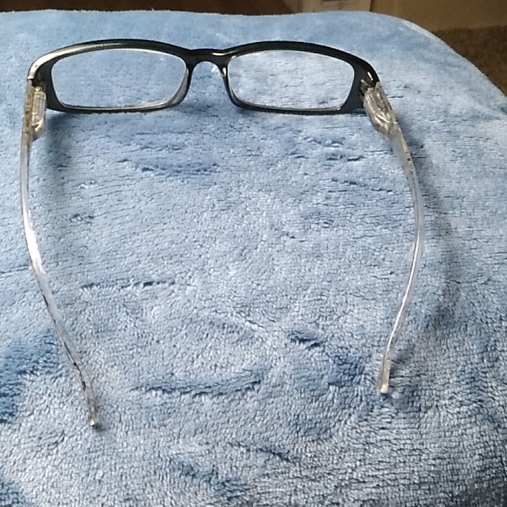 Reading Glasses - Picture 5 of 5